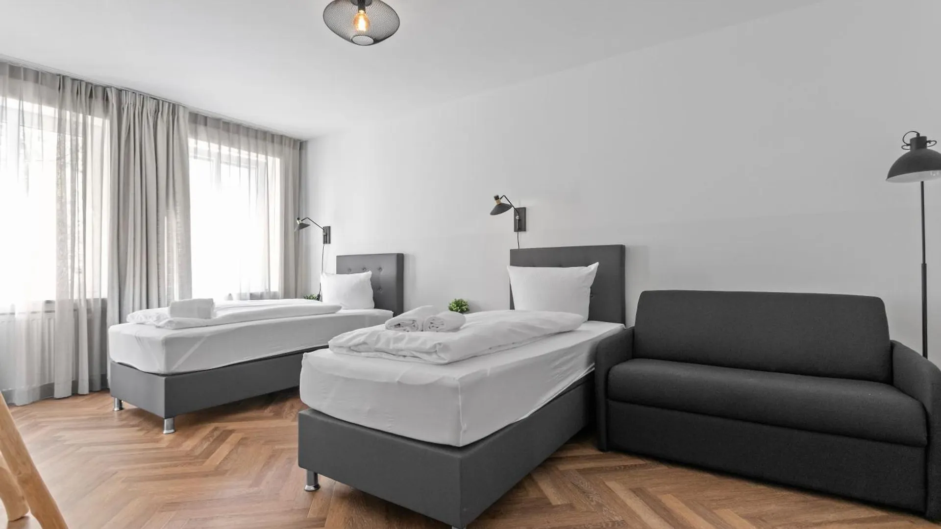 Appartamento Flatista Homes - Central Station - 4 Br Monaco di Baviera Germania